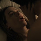 Victoria Pedretti 