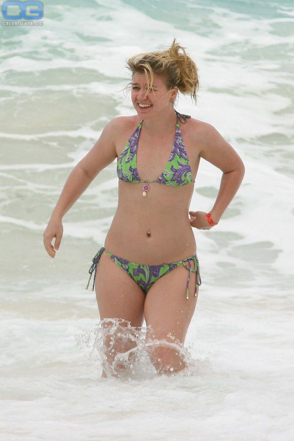 Kelly Clarkson - Kelly Clarkson nude, pictures, photos, Playboy, naked, topless, fappening
