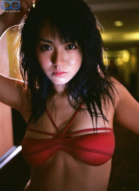 Sayaka Isoyama nackt, Nacktbilder, Playboy, Nacktfotos, Fakes, Oben Ohne