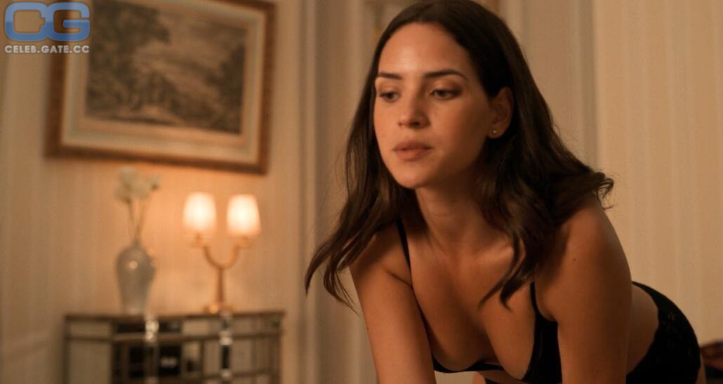 Adria Arjona 