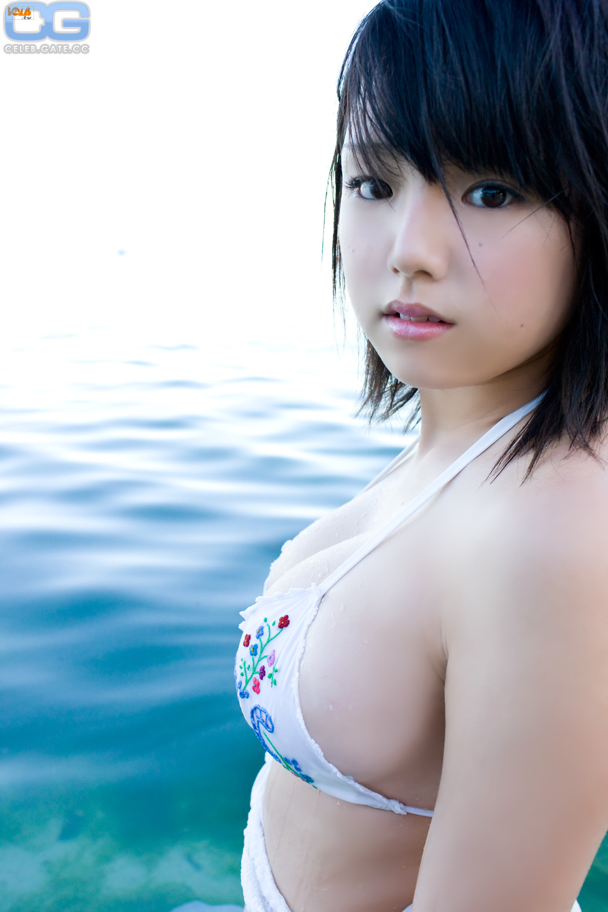 Ai Shinozaki 