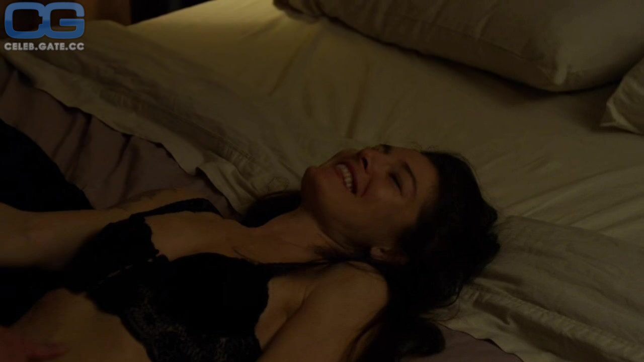Alexa Davalos 