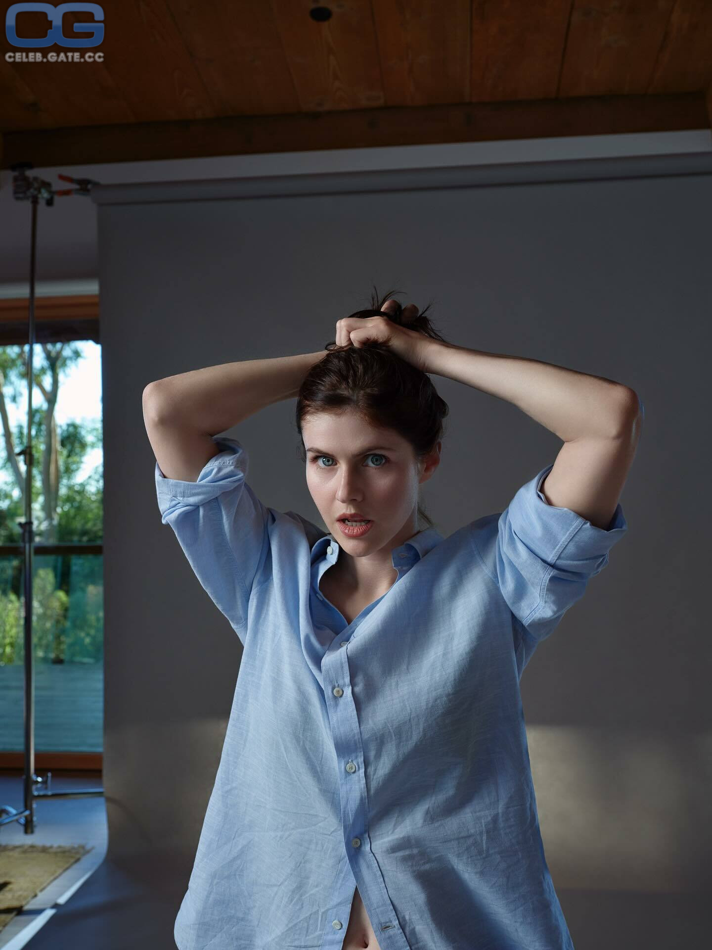Alexandra Daddario 