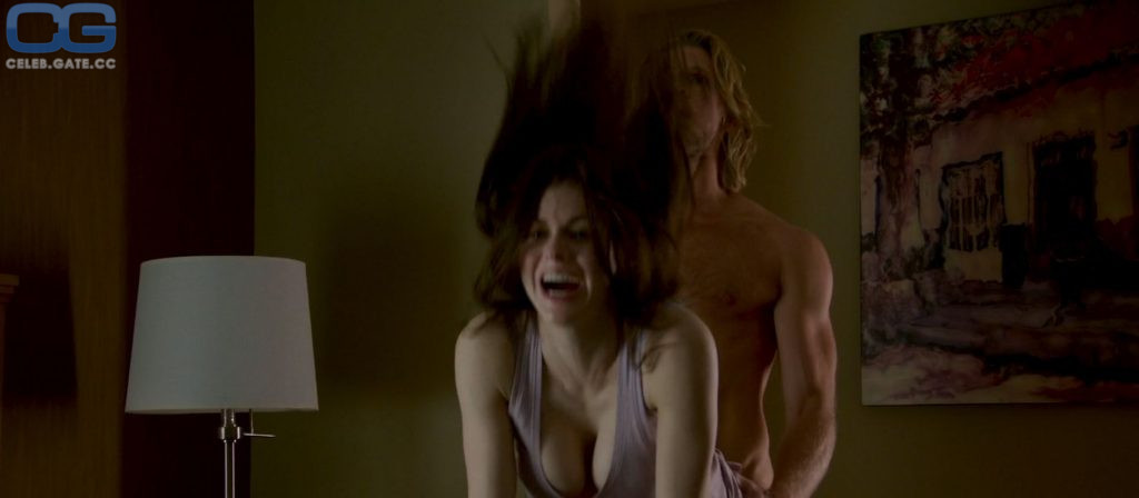 Alexandra Daddario sex scene