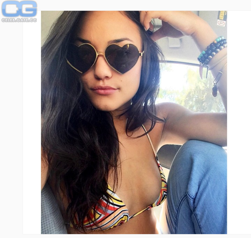 Alexandra Rodriguez selfie
