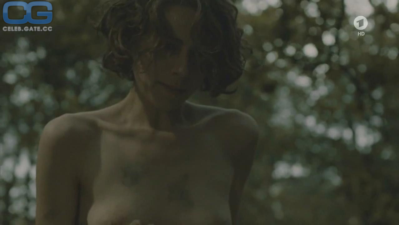 Alice Dwyer 