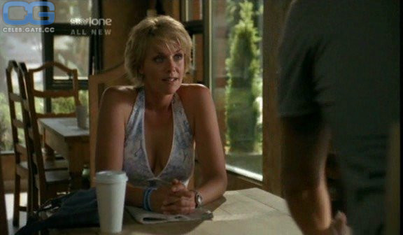 Amanda Tapping 