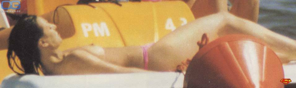 Ambra Angiolini 