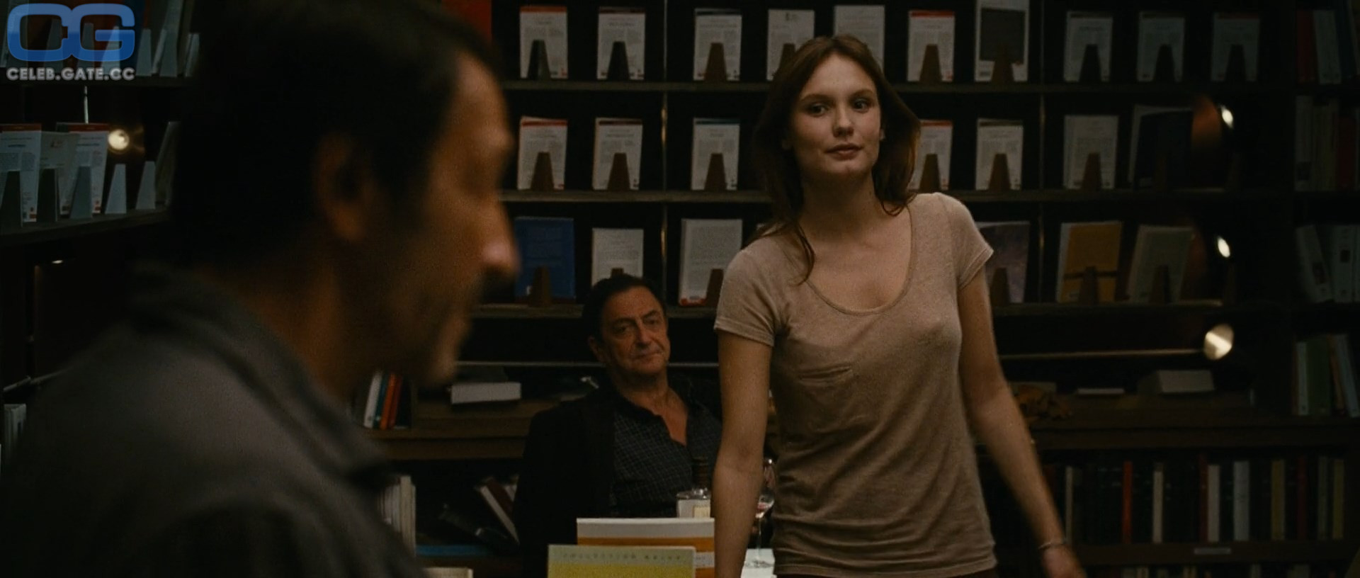Ana Girardot 
