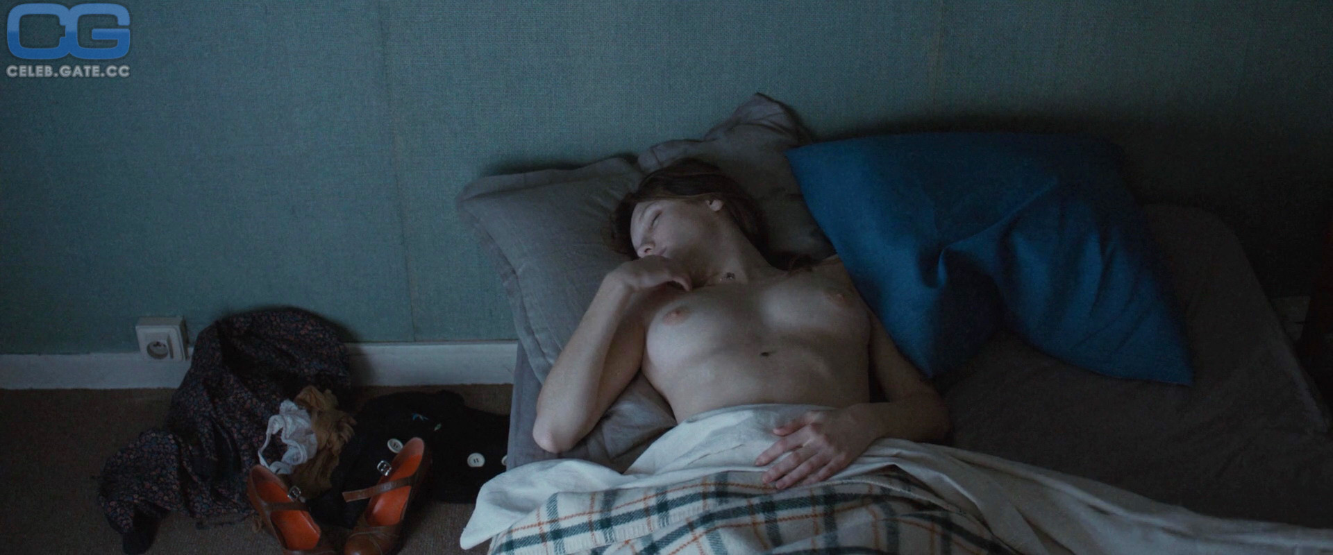 Ana Girardot 