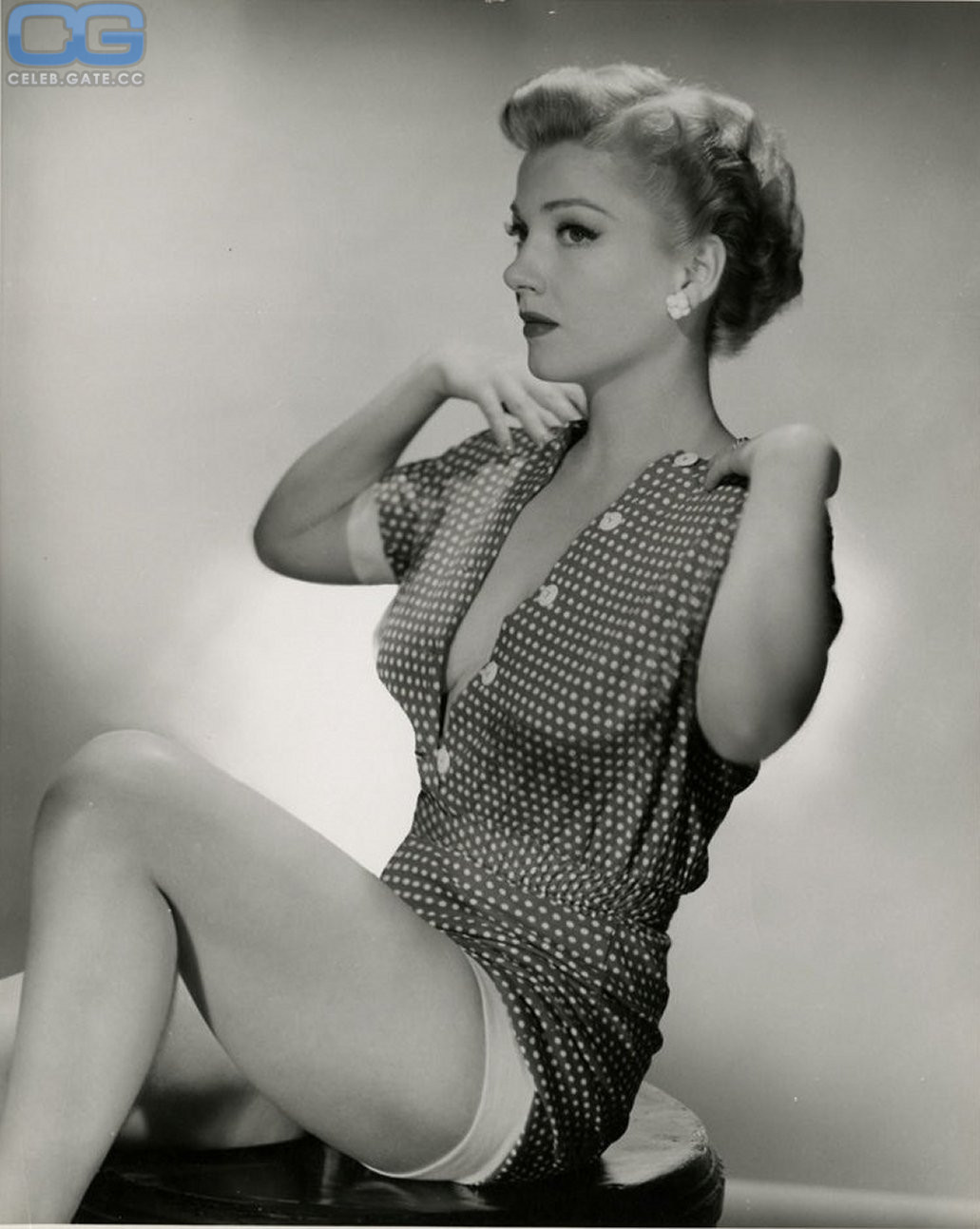 Anne Baxter 