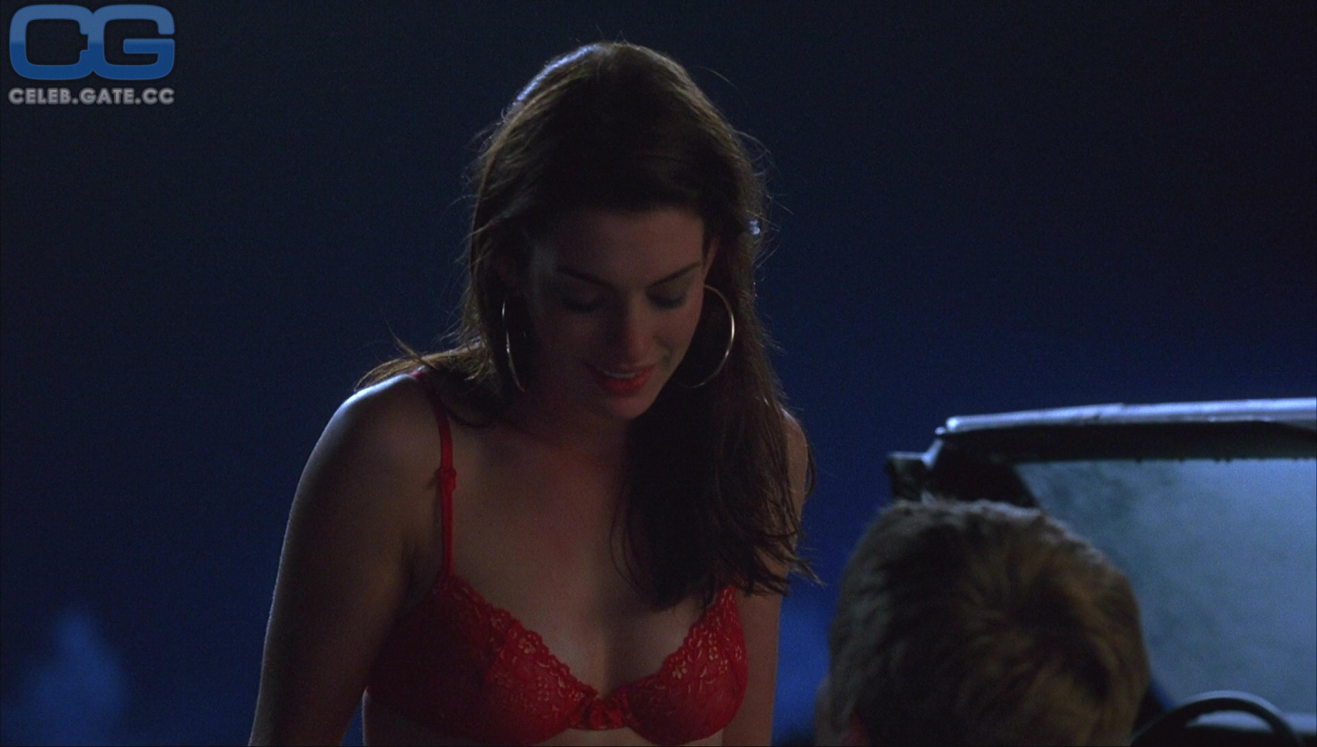 Anne Hathaway 
