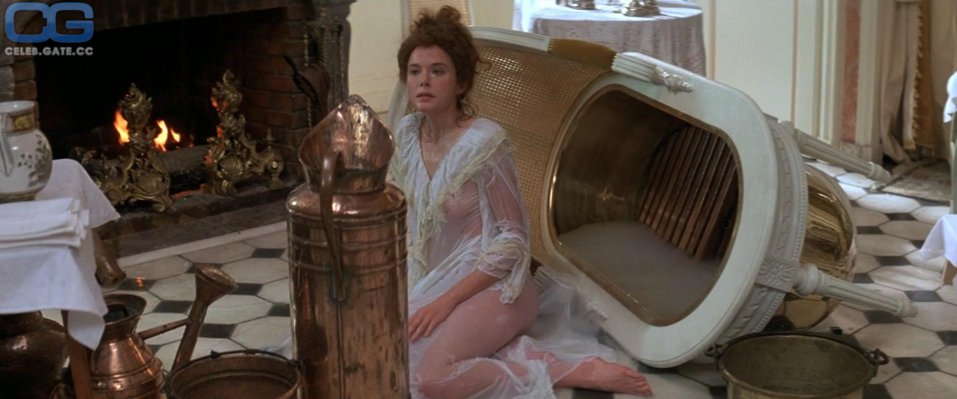 Annette Bening 