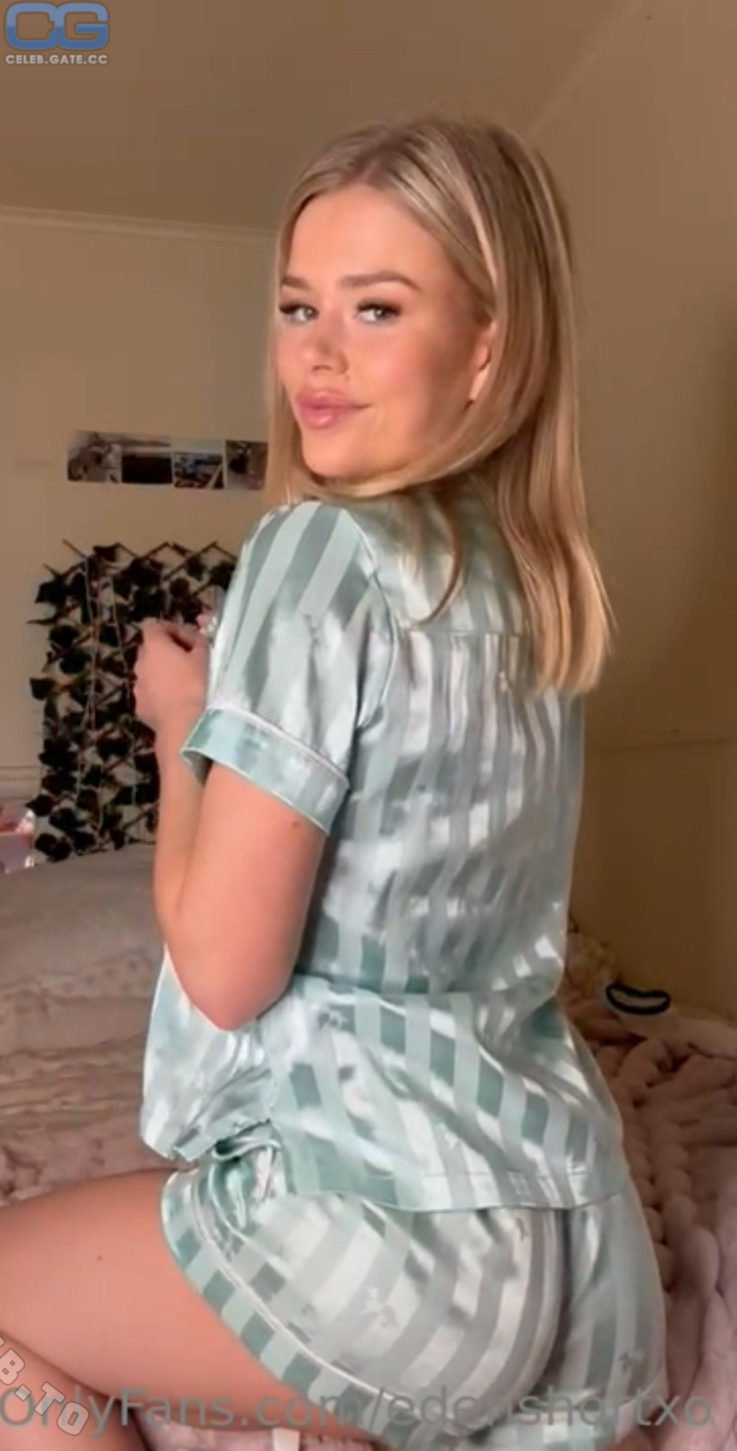 Ashhxxoo 