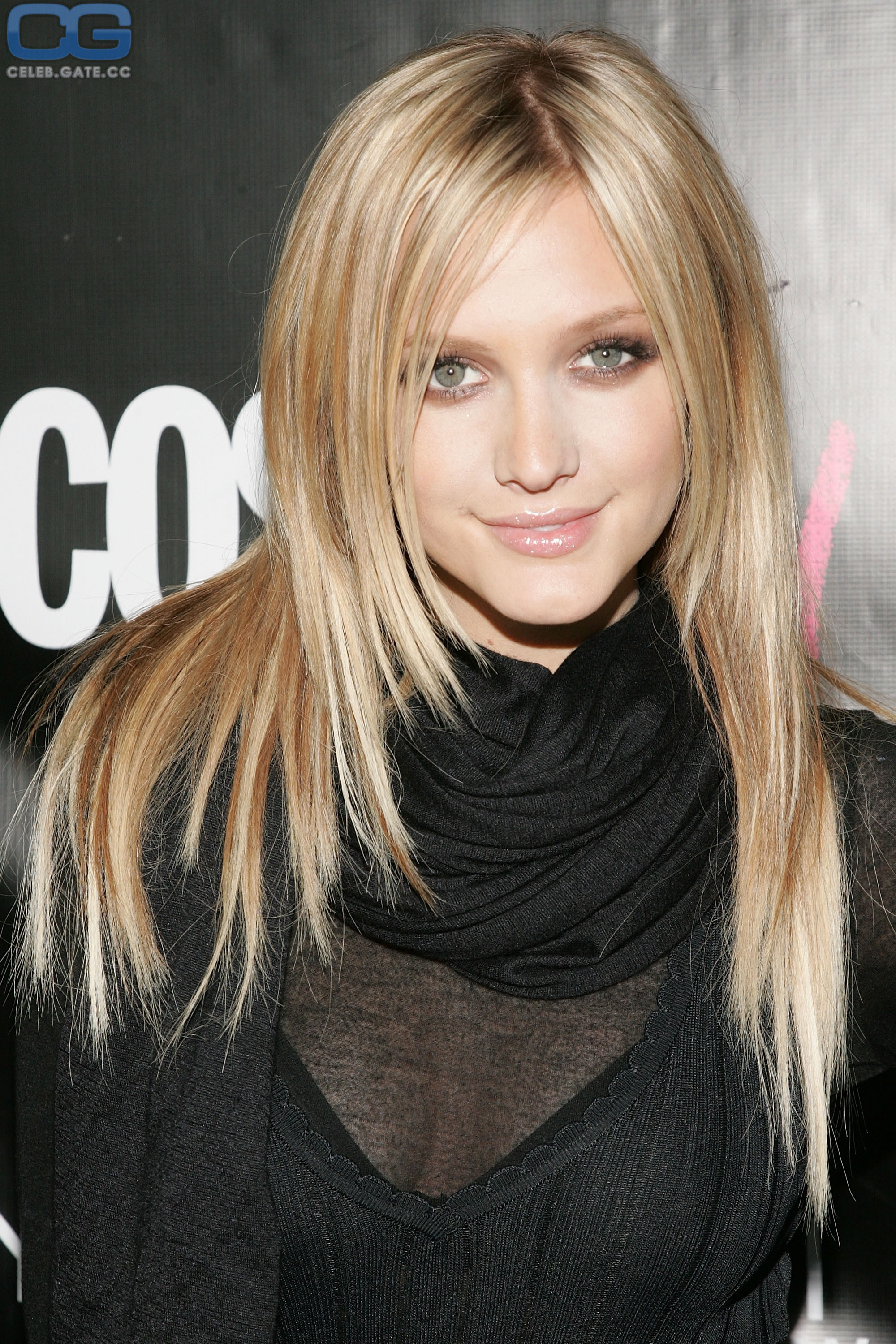 Ashlee Simpson 