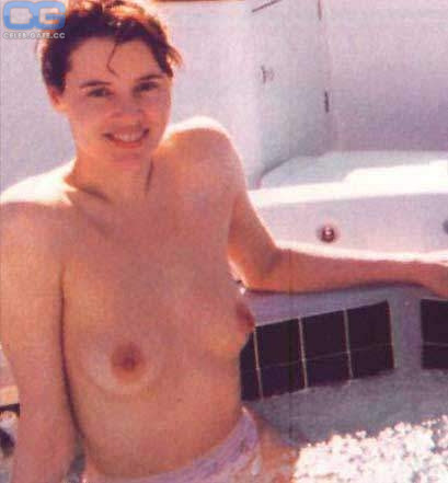 Geena davis naked pics