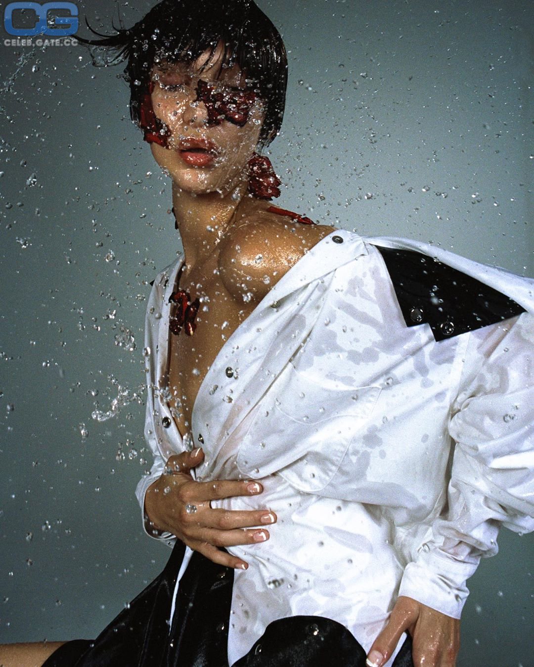 Bella Hadid 