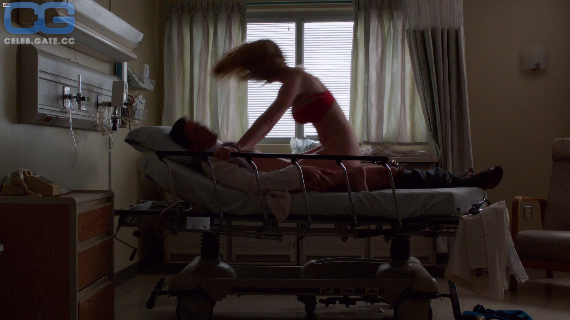 Betty Gilpin sex scene