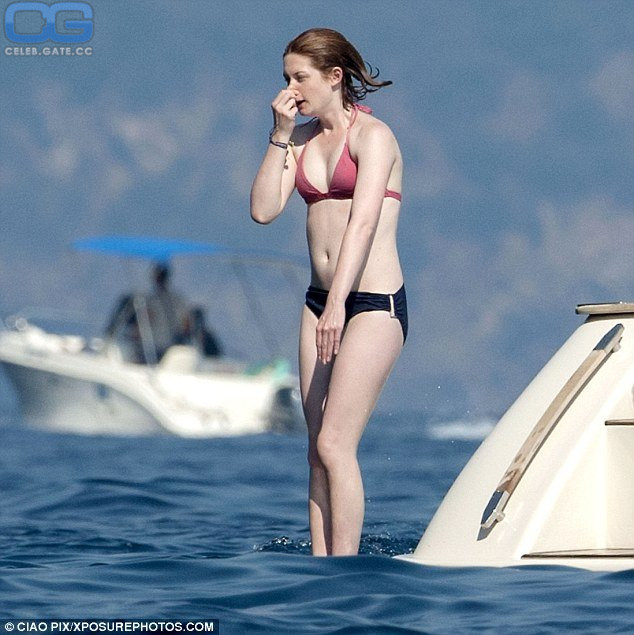 Bonnie Wright 