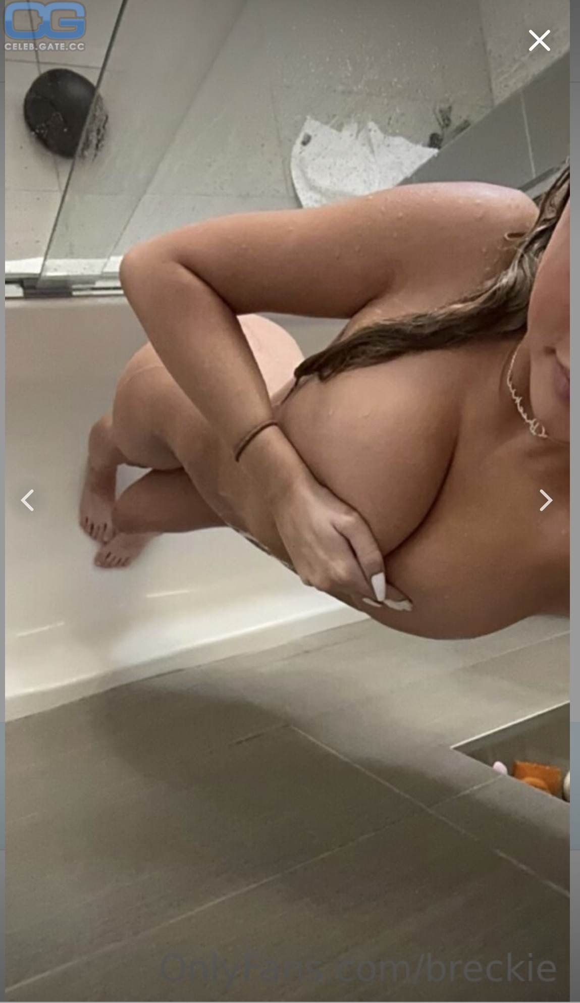 Breckie Hill Nackt Nacktbilder Playboy Nacktfotos Fakes Oben Ohne