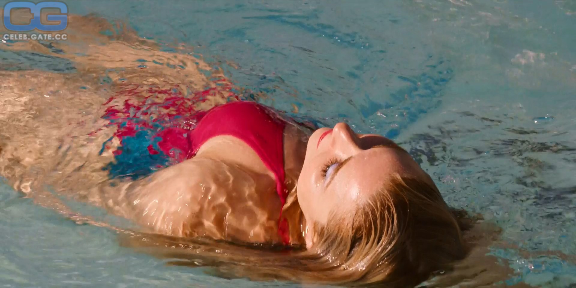 Cara Buono 