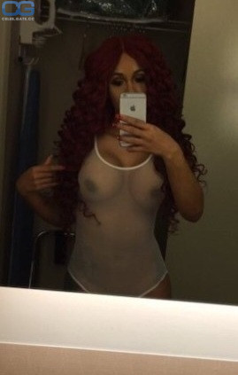 Cardi B 