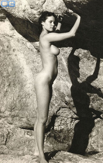 Carrie lowell topless