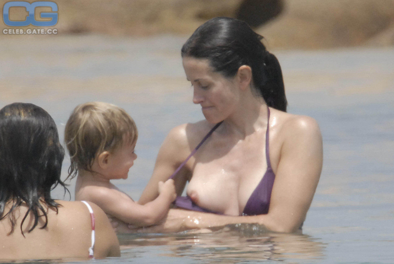 Topless courtney cox