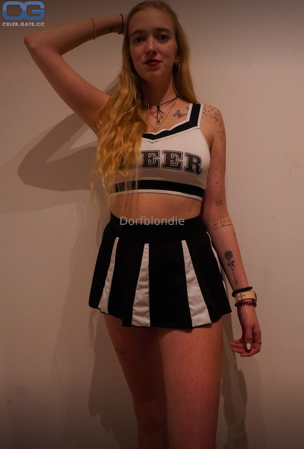 Dorfblondie 