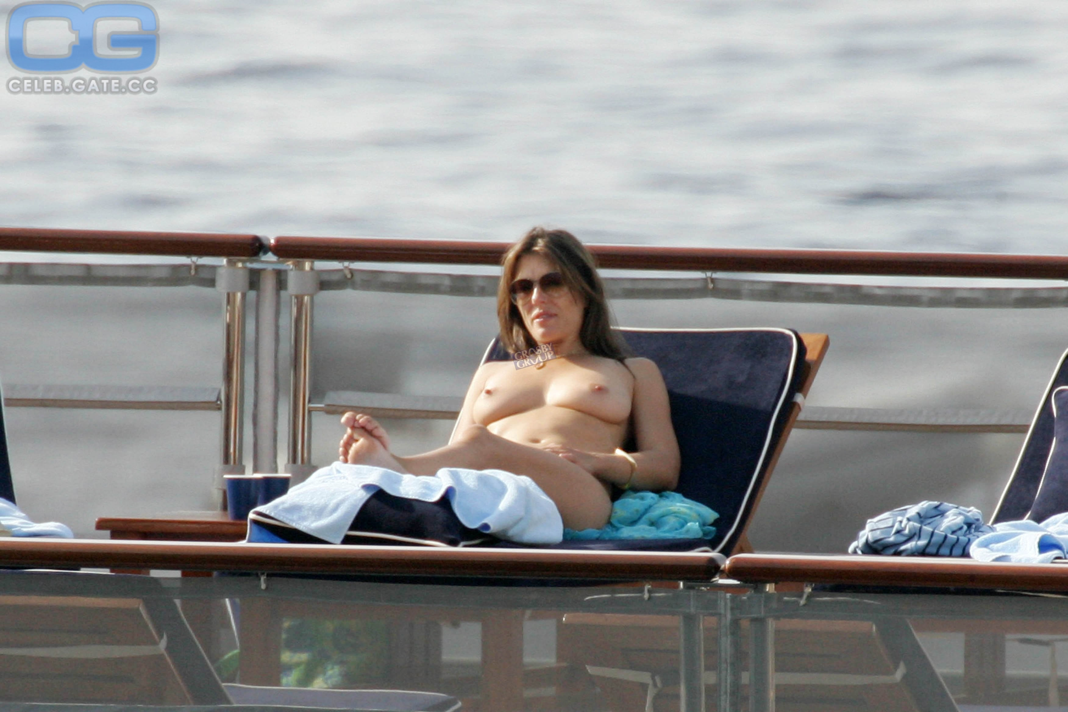 Elizabeth Hurley 
