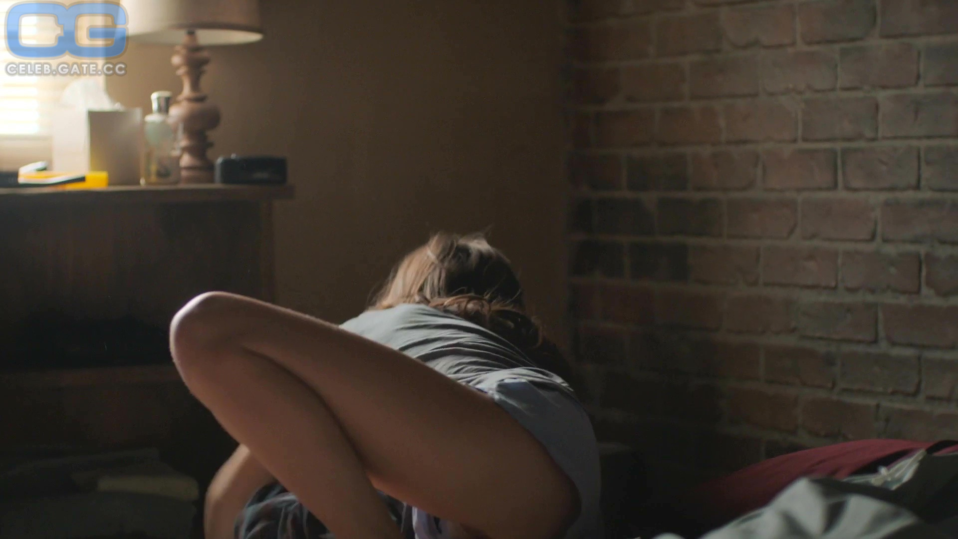 Ella Purnell 