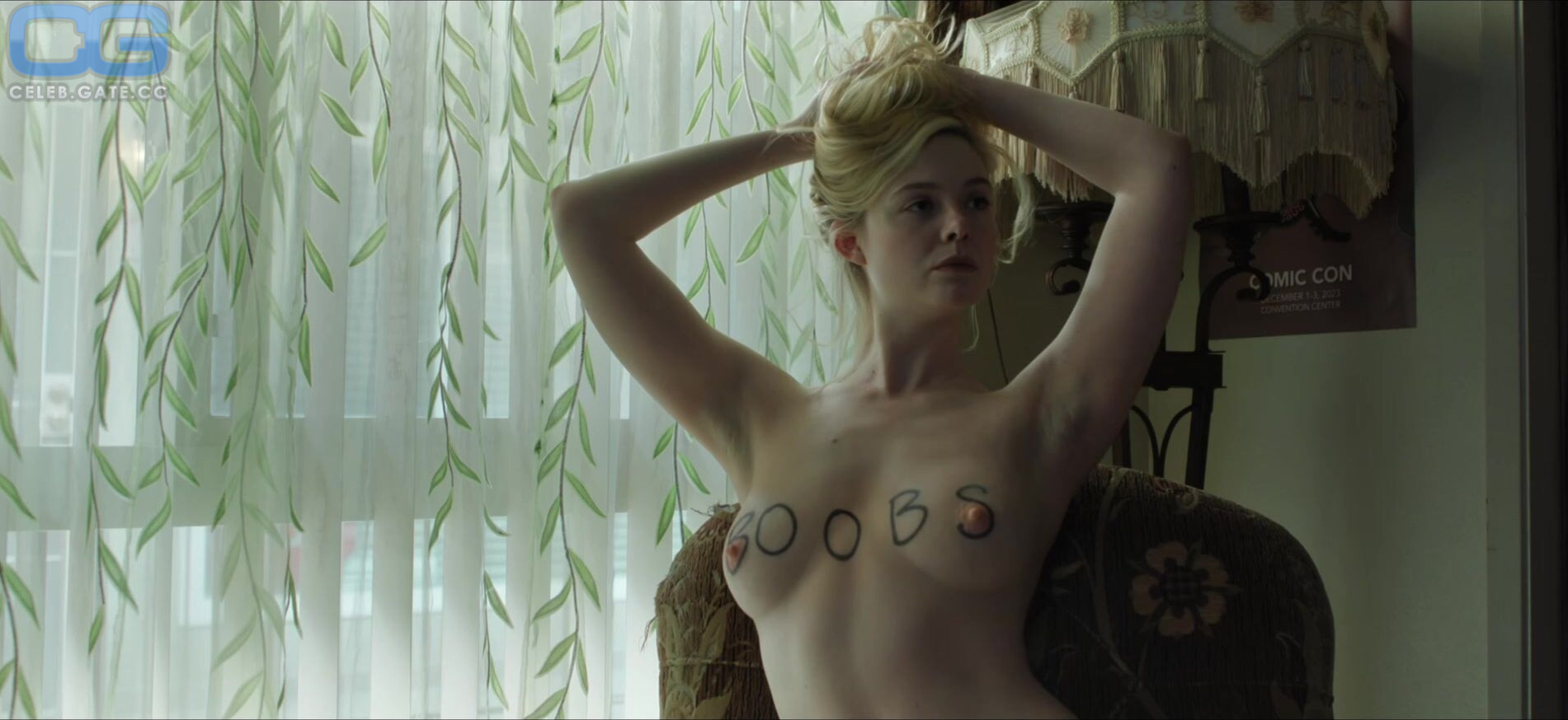 Elle Fanning 