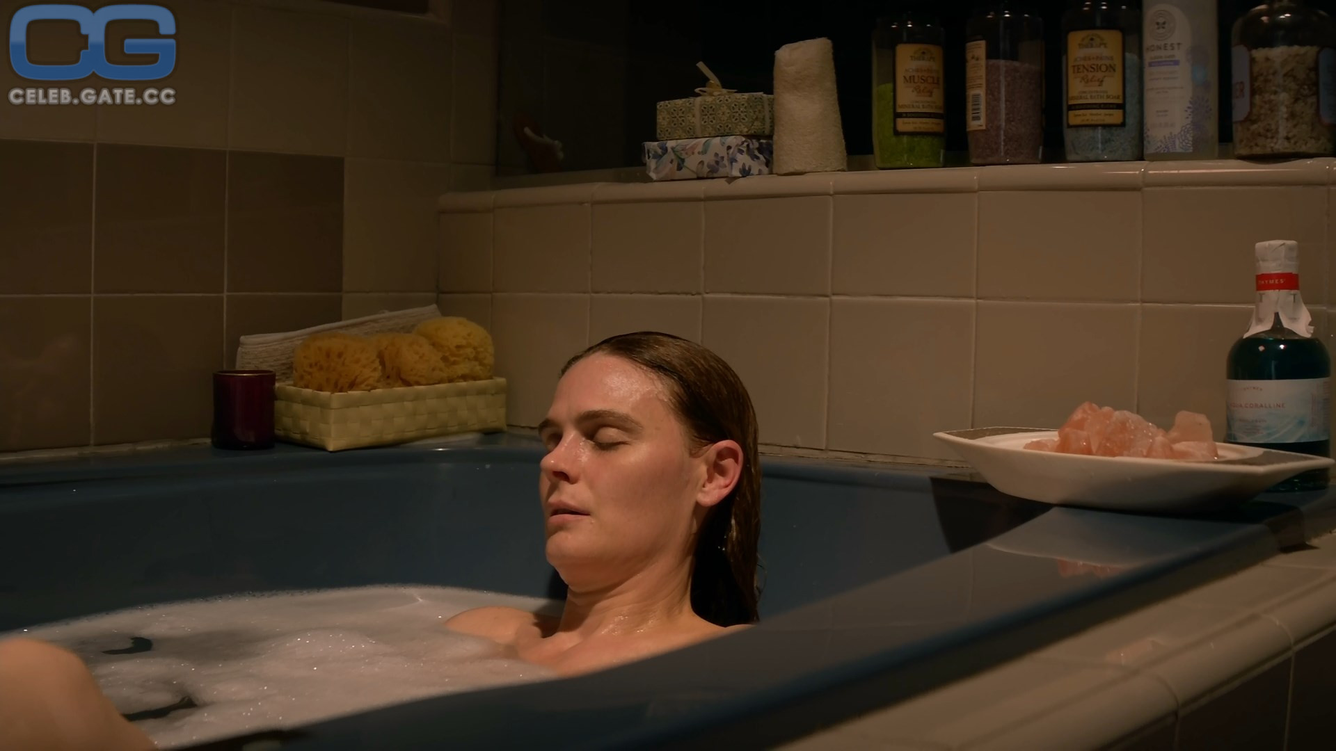 Emily Deschanel 