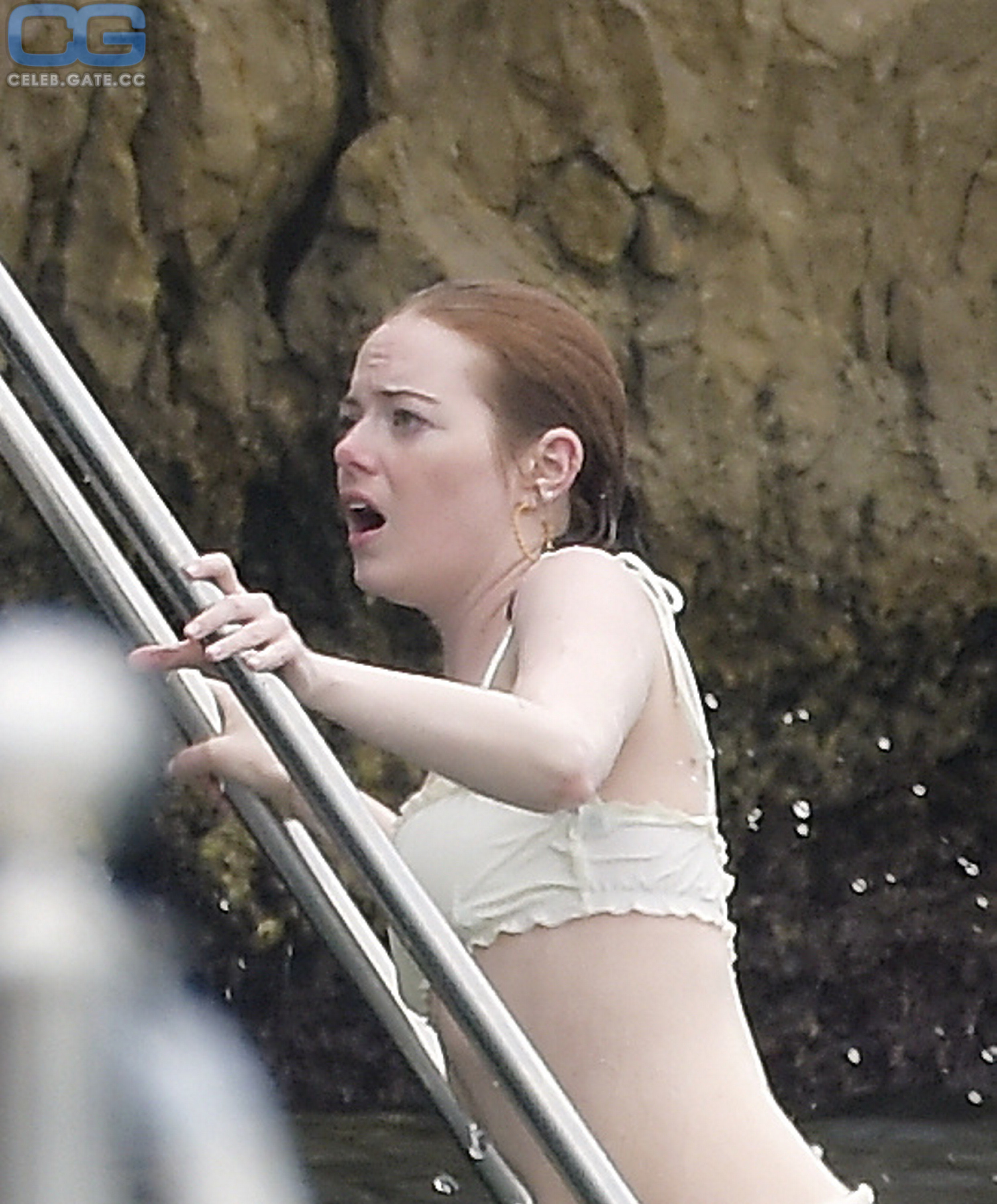 Nude pictures of emma stone