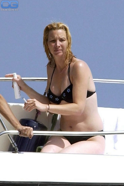 Naked pictures of lisa kudrow