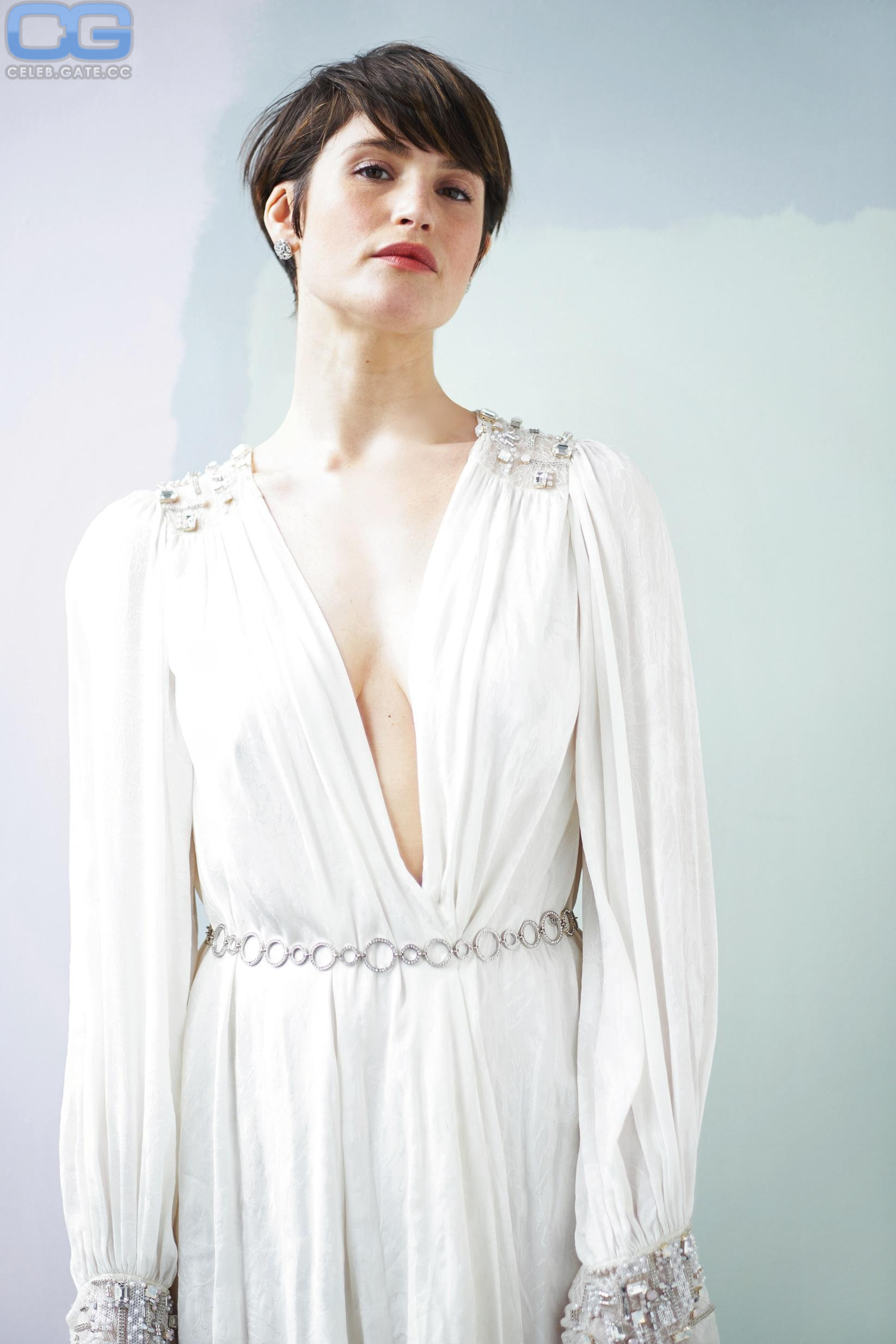Gemma Arterton cleavage