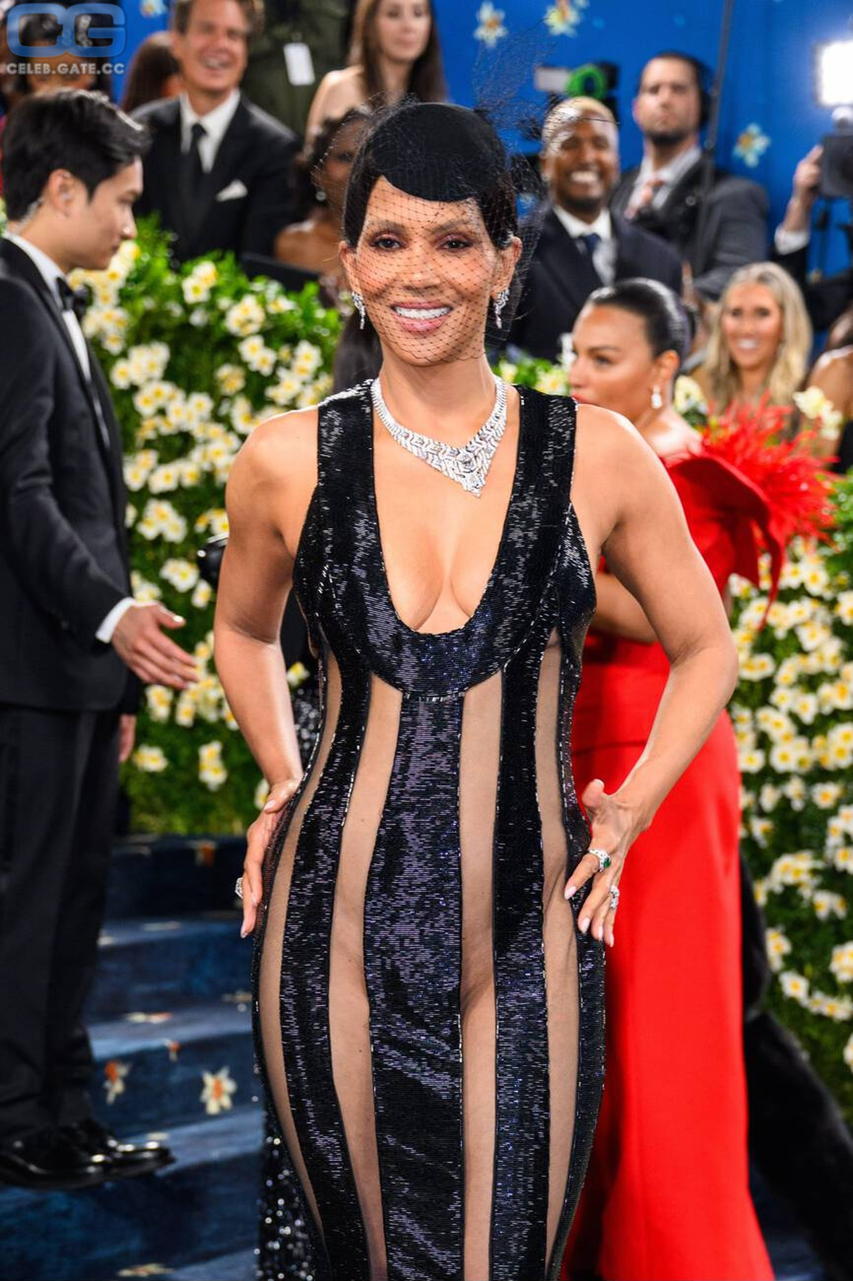 Halle Berry 