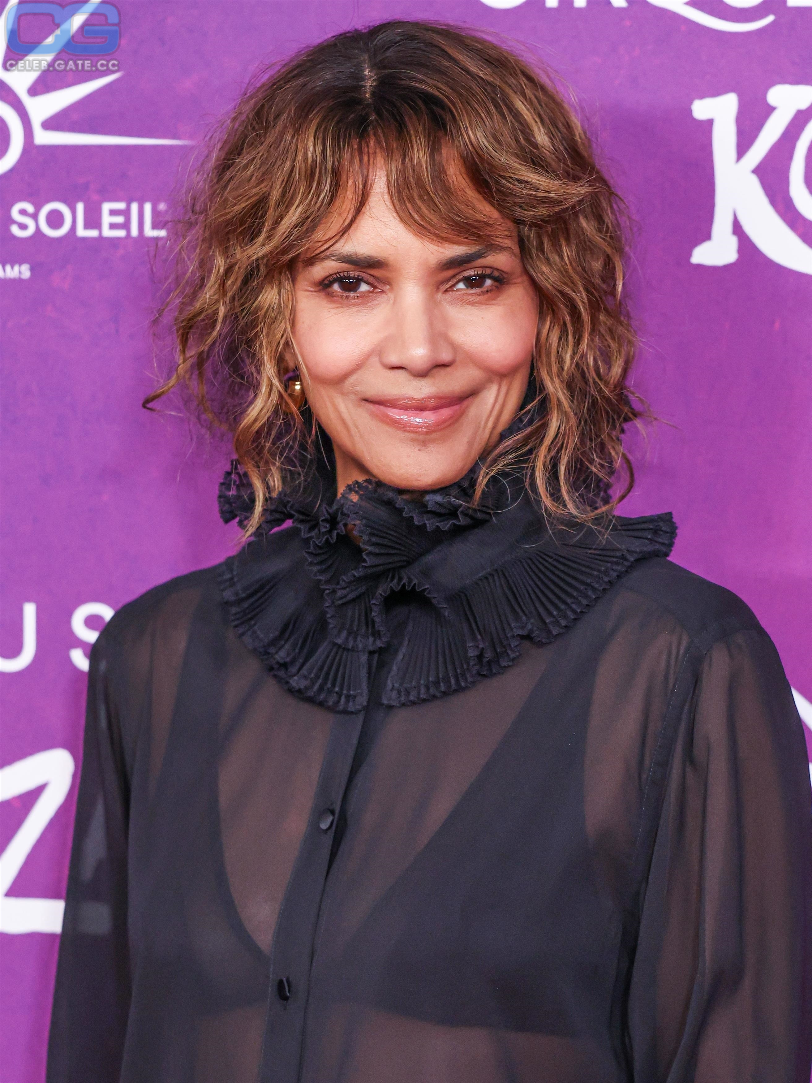 Halle Berry 