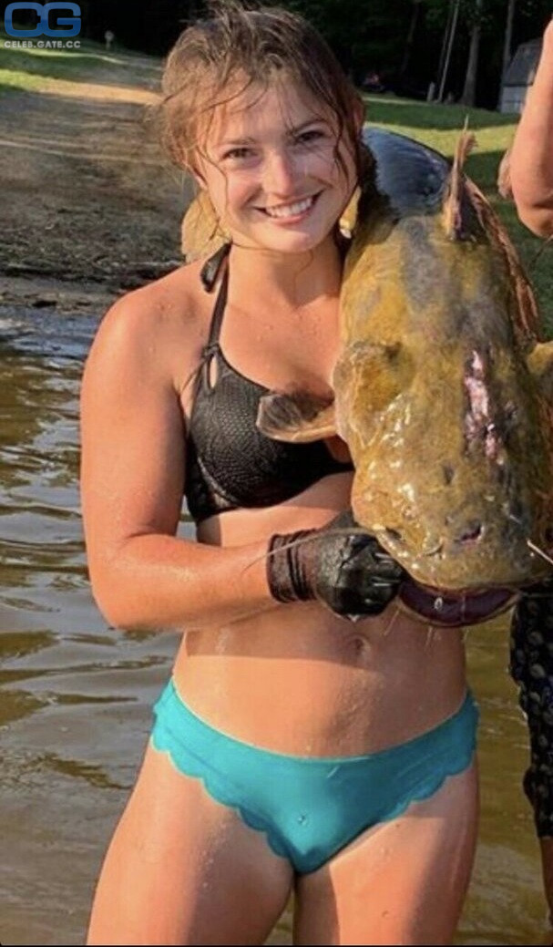 Hannah Barron 