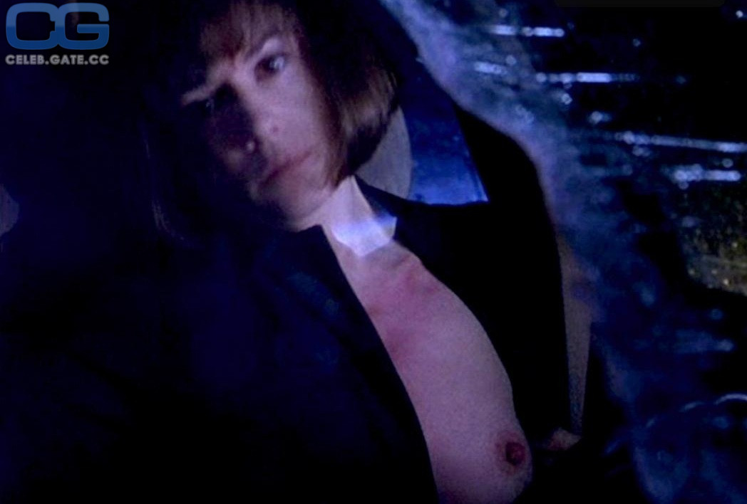 Holly Hunter 