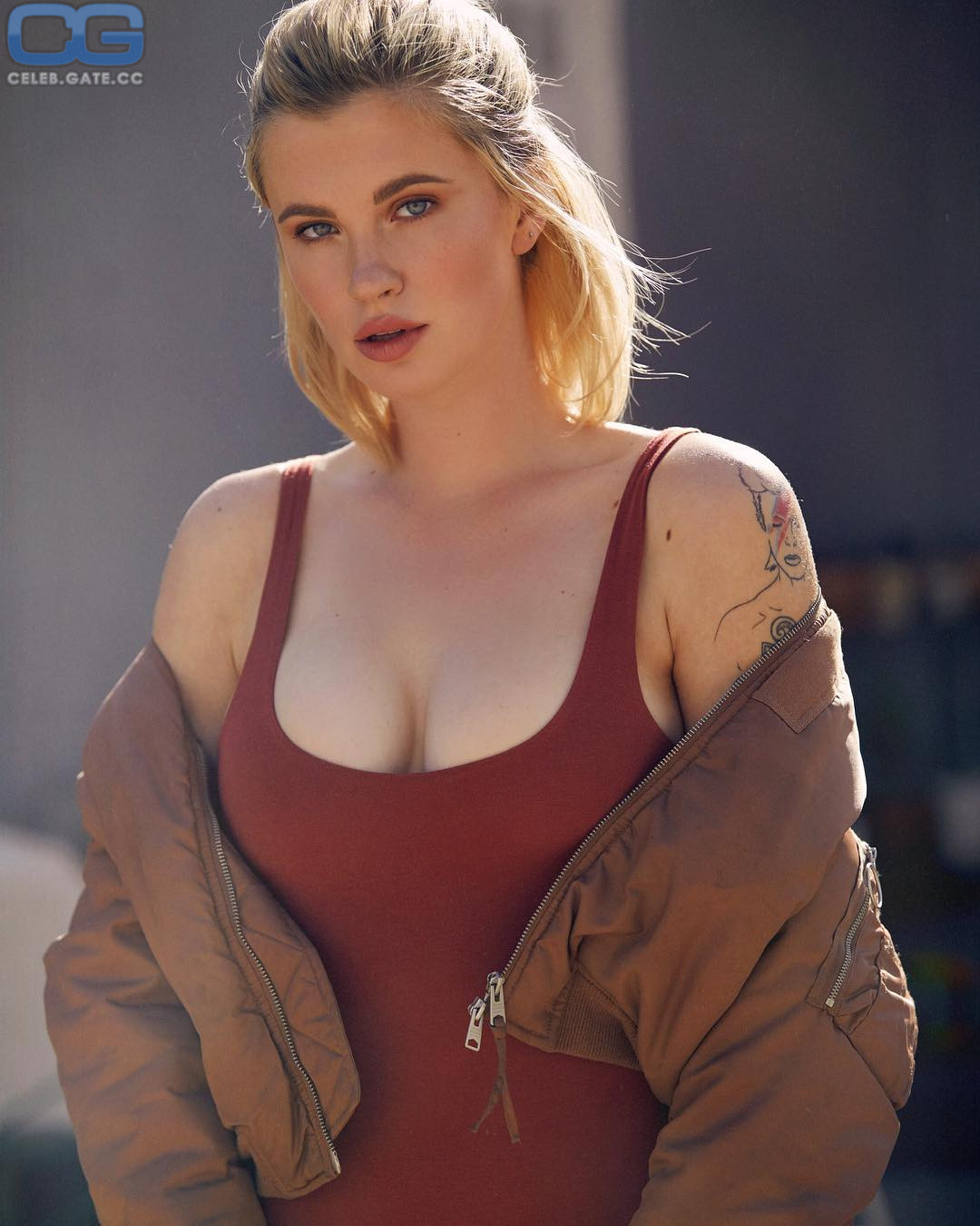 Ireland Baldwin hot