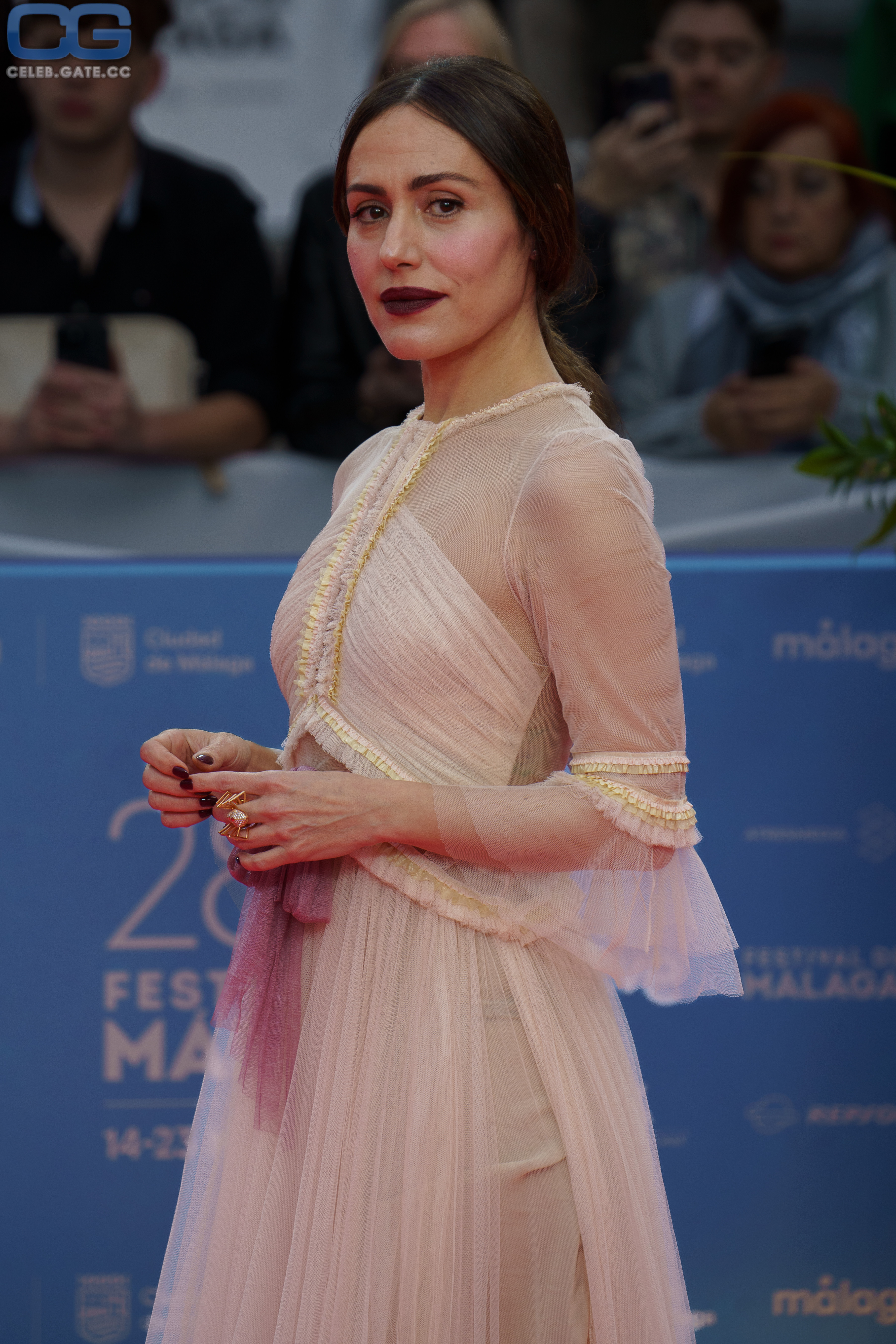 Irene Montala 