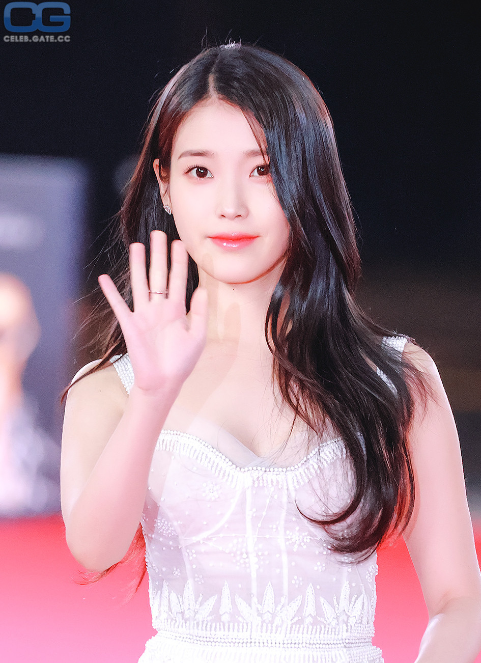 IU 