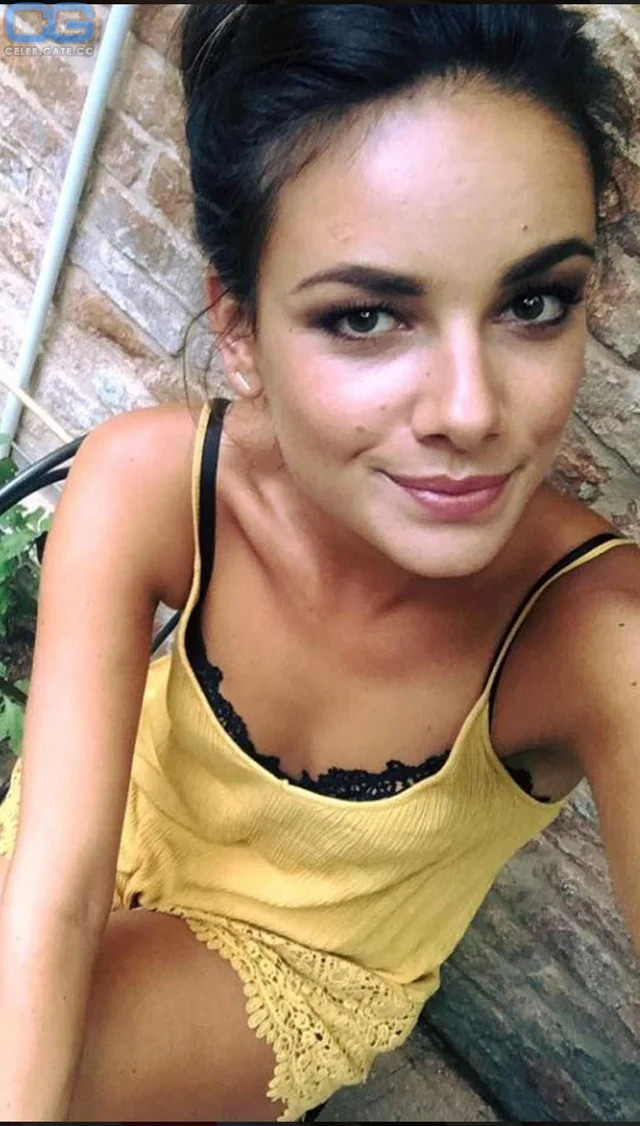 Janina Uhse 
