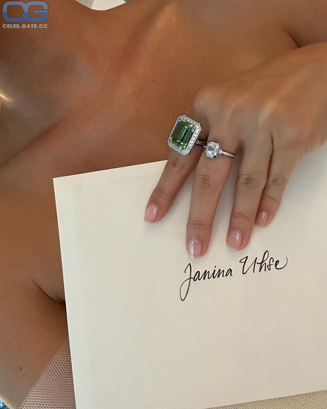 Janina Uhse 