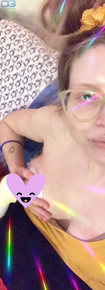 Jessie Cave 