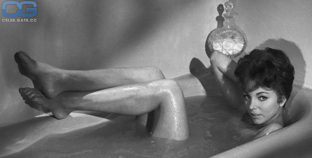 Joan Collins 