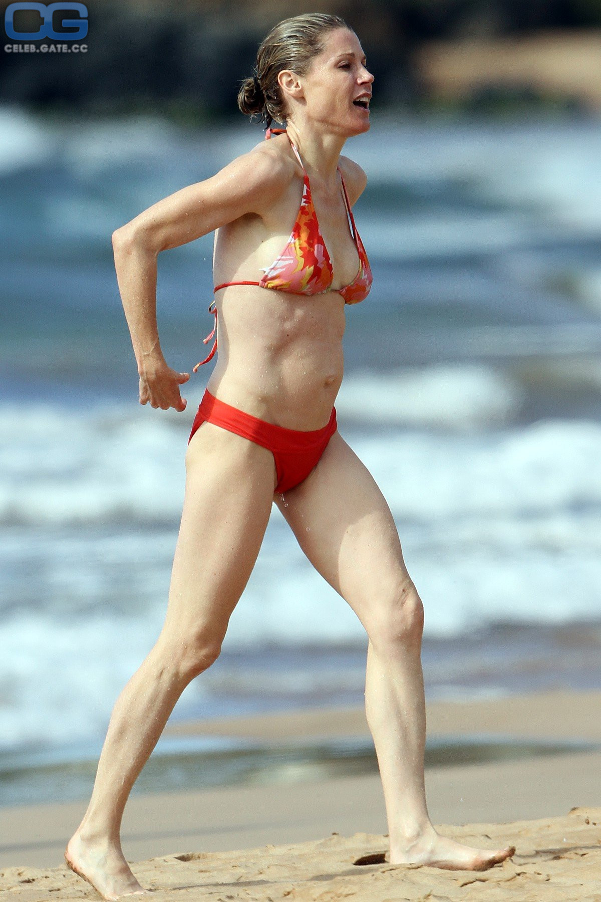 Julie Bowen Naked