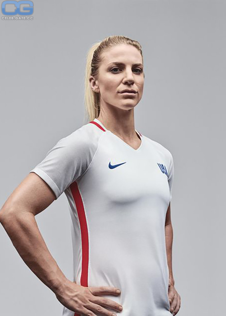 Julie Ertz 