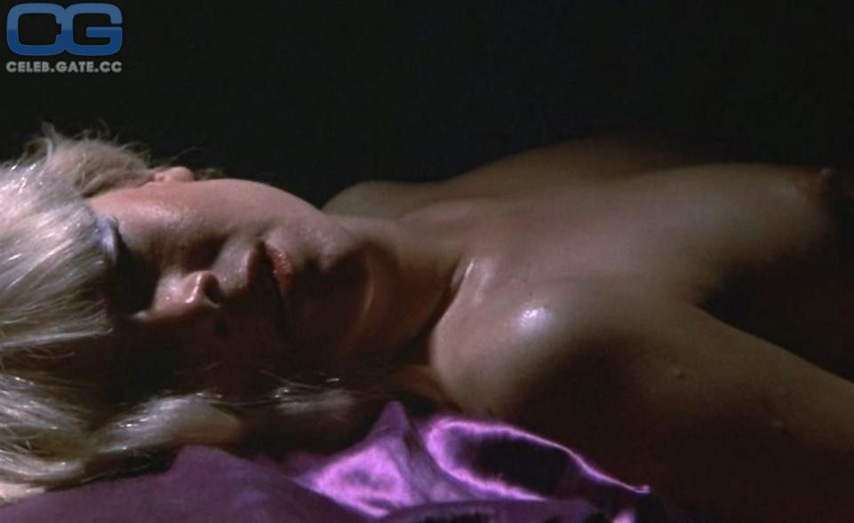 Kathleen Turner 